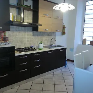 B&B Smeraldo Airport לינה וארוחת בוקר